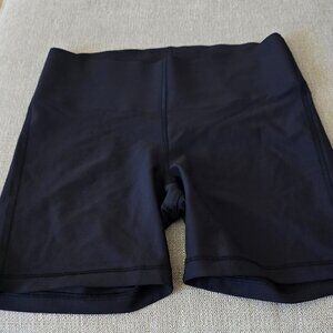 Old Navy Power Soft Sculpt Extra High Rise Bike Short Size Medium